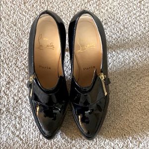 Christian louboutin black patent leather heels